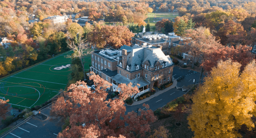 Oak Knoll is a private school in Summit, NJ, USA. Oak Knoll partners with Truth Tree for digital marketing solutions and strategies.